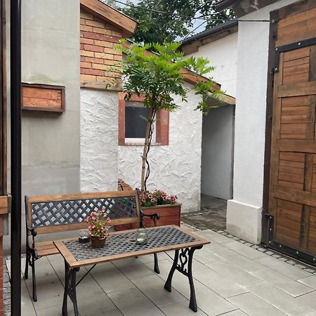 Pokoje Do Wynajecia Nowogrodziec Bagian luar foto
