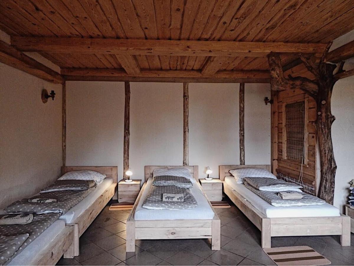Pokoje Do Wynajecia Nowogrodziec Bagian luar foto